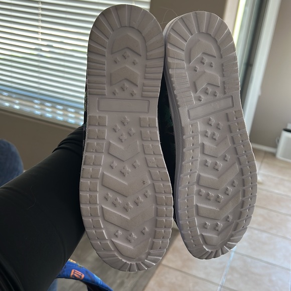 Metallic rainbow leopard print boat shoes - Picture 3 of 3